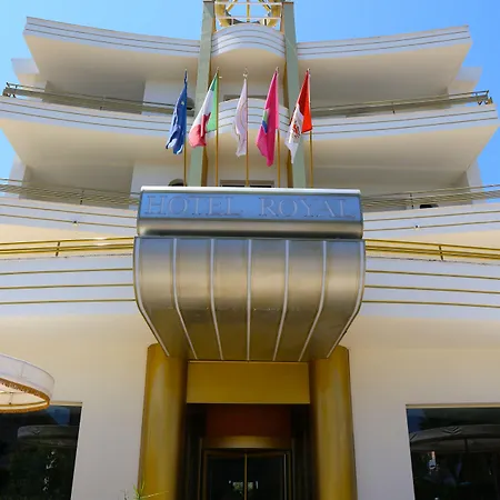 Royal Hotel