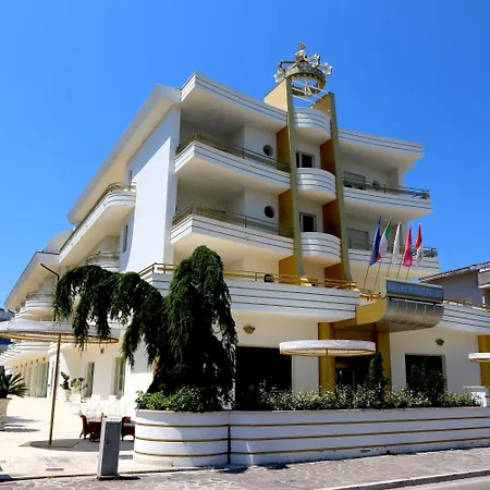 Royal Hotel 3*