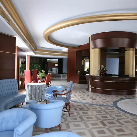 酒店 Royal